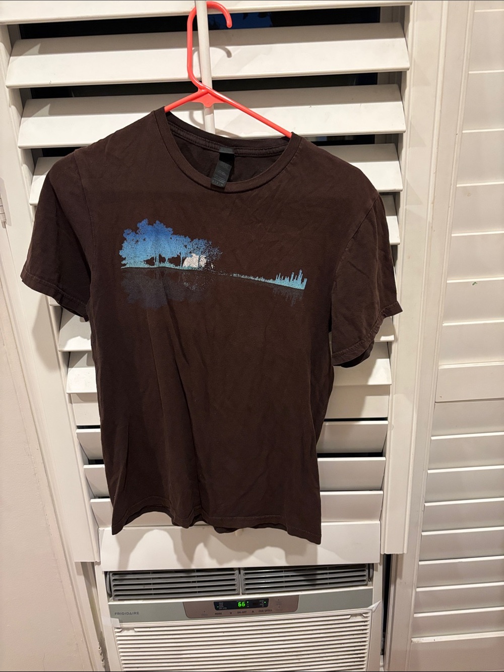 Gildan Brown Short-Sleeve Tee with Blue Landscape Graphic